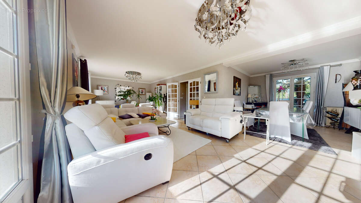 Maison à CORMEILLES-EN-PARISIS