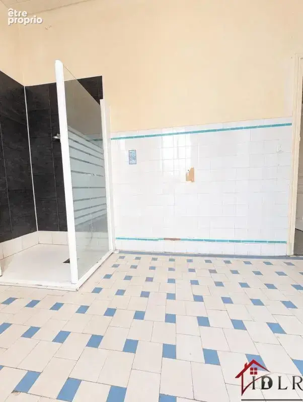 Appartement T4 à rénover   118 m2   Jardin privatif   Oyonna - photo 15
