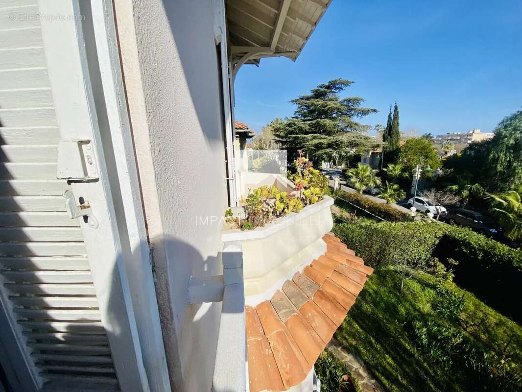 Maison à HYERES