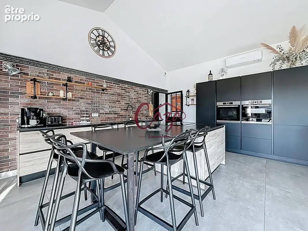 Maison 202 m2 secteur Camblanes - photo 4