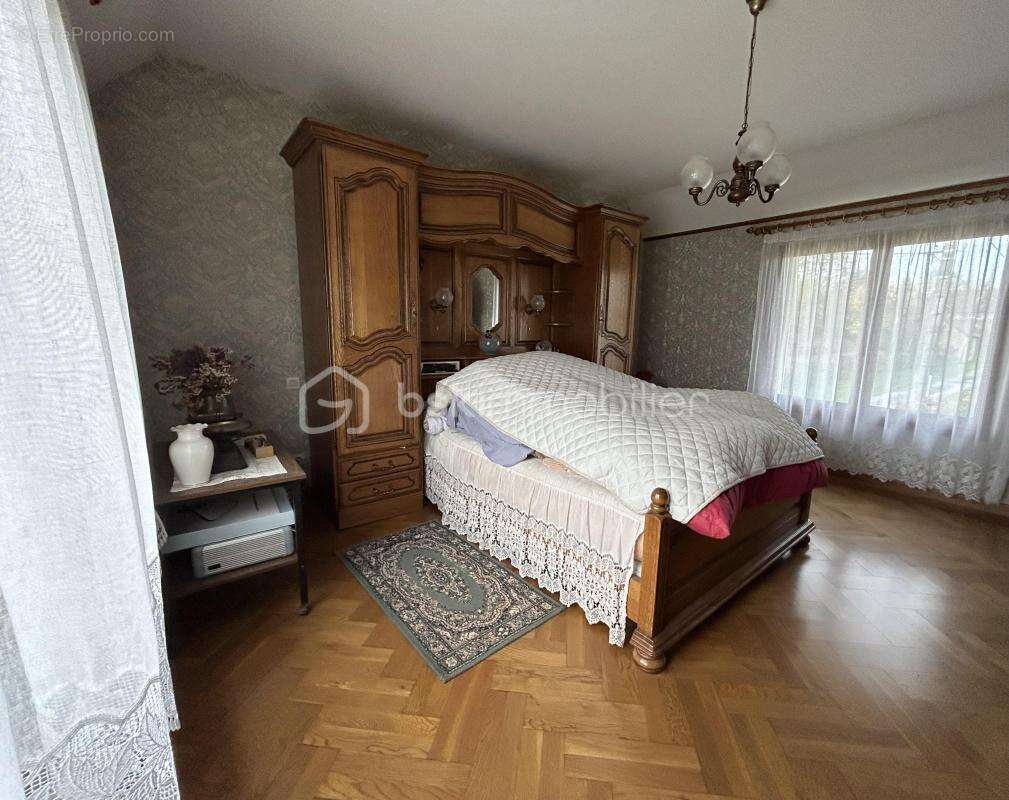 Maison 141 m² à Justine-Herbigny  - photo 17