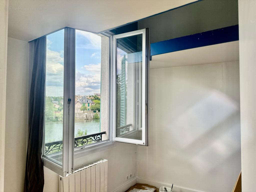 Appartement à LE PERREUX-SUR-MARNE