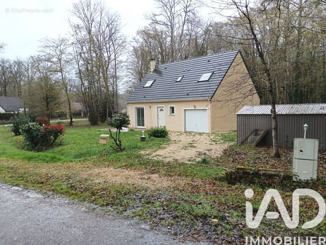 Photo 1 - Maison à SAINT-FARGEAU