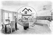 Appartement à BREUIL-LE-VERT