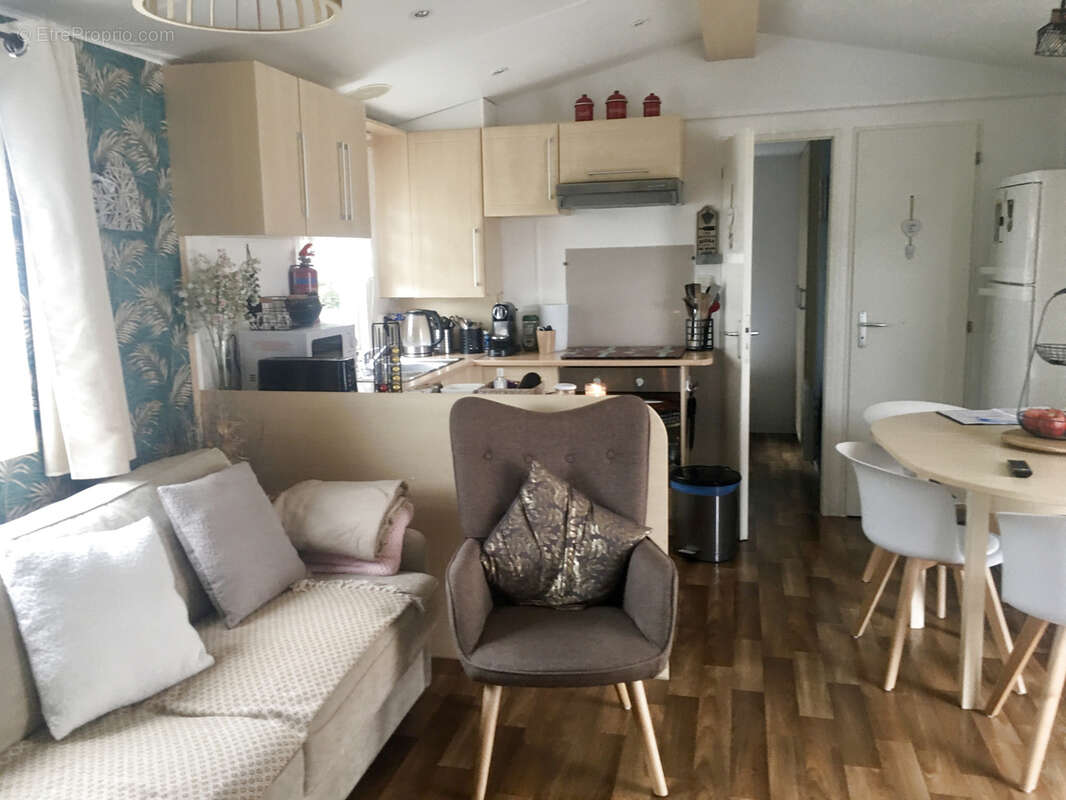 Maison à PUGET-SUR-ARGENS