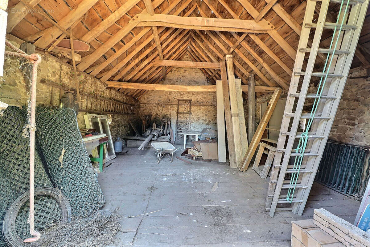 Maison à MALEVILLE