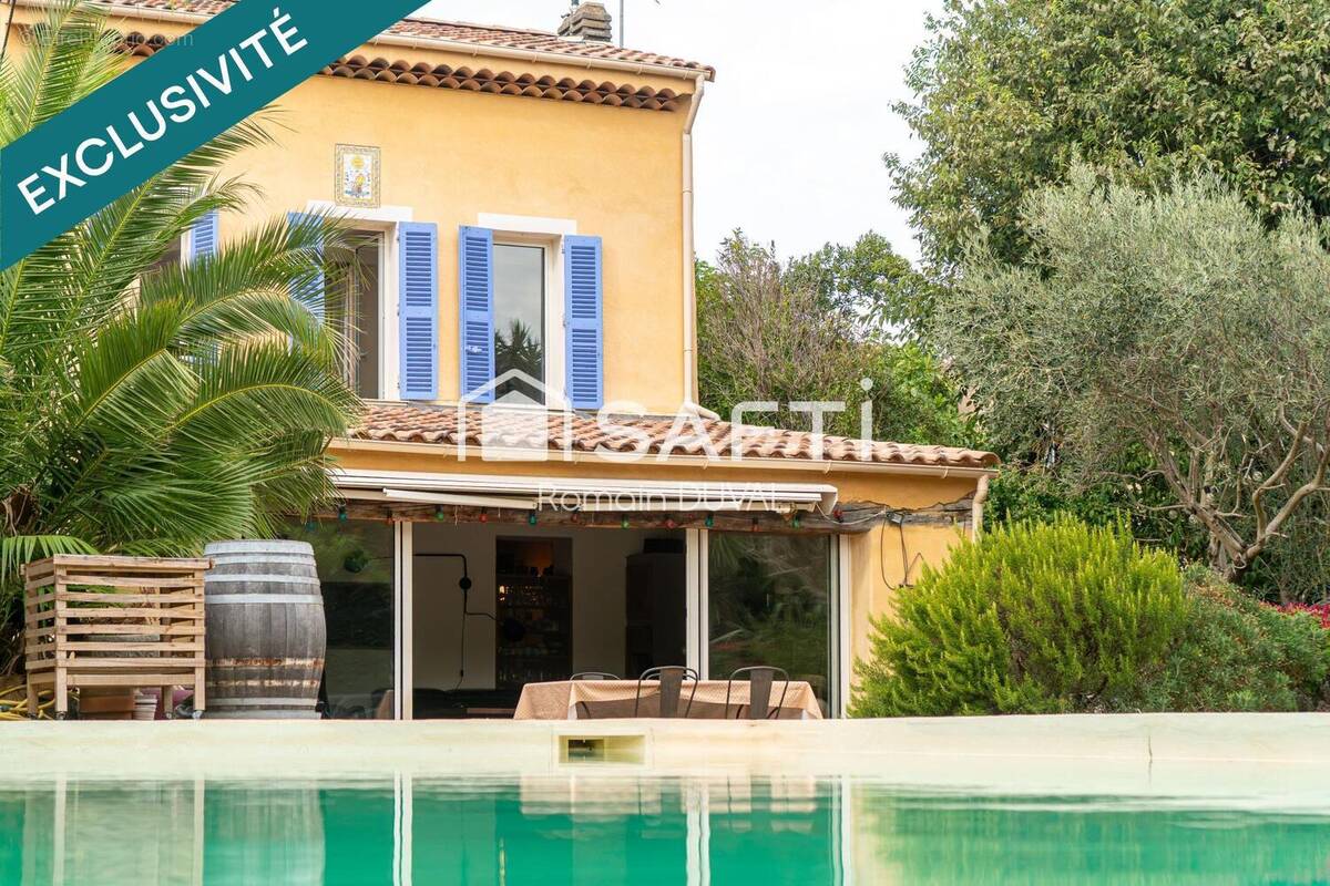 Photo 1 - Maison à SIX-FOURS-LES-PLAGES