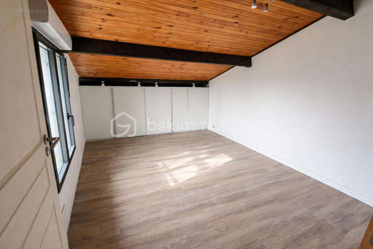 Maison à PONT-SAINT-ESPRIT