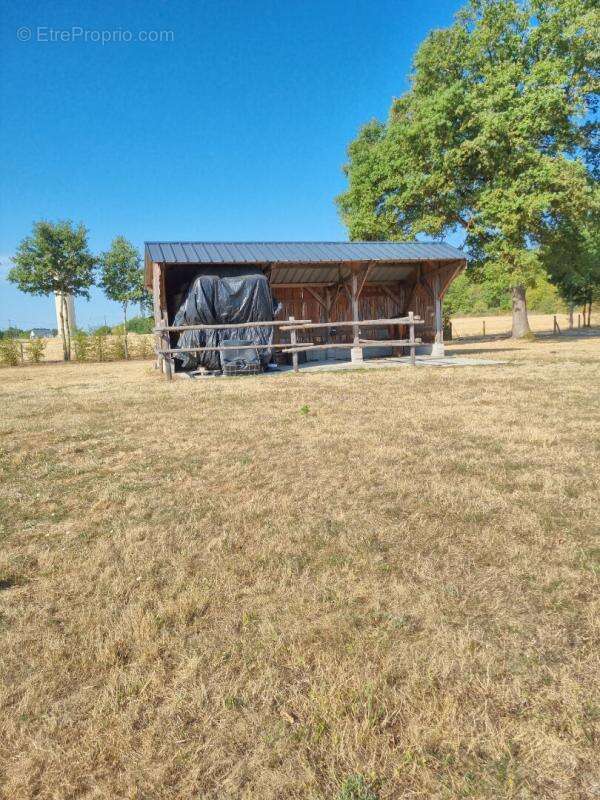 Propriété d'agrément  4 Chambres, un étang et 3,6 Hectares - photo 12