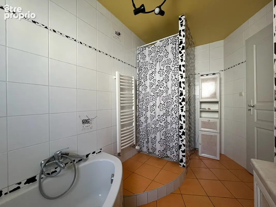 Maison individuelle de 134 m² sur 7,52 ares à Wittisheim - TERRASSES - GARAGES - photo 11