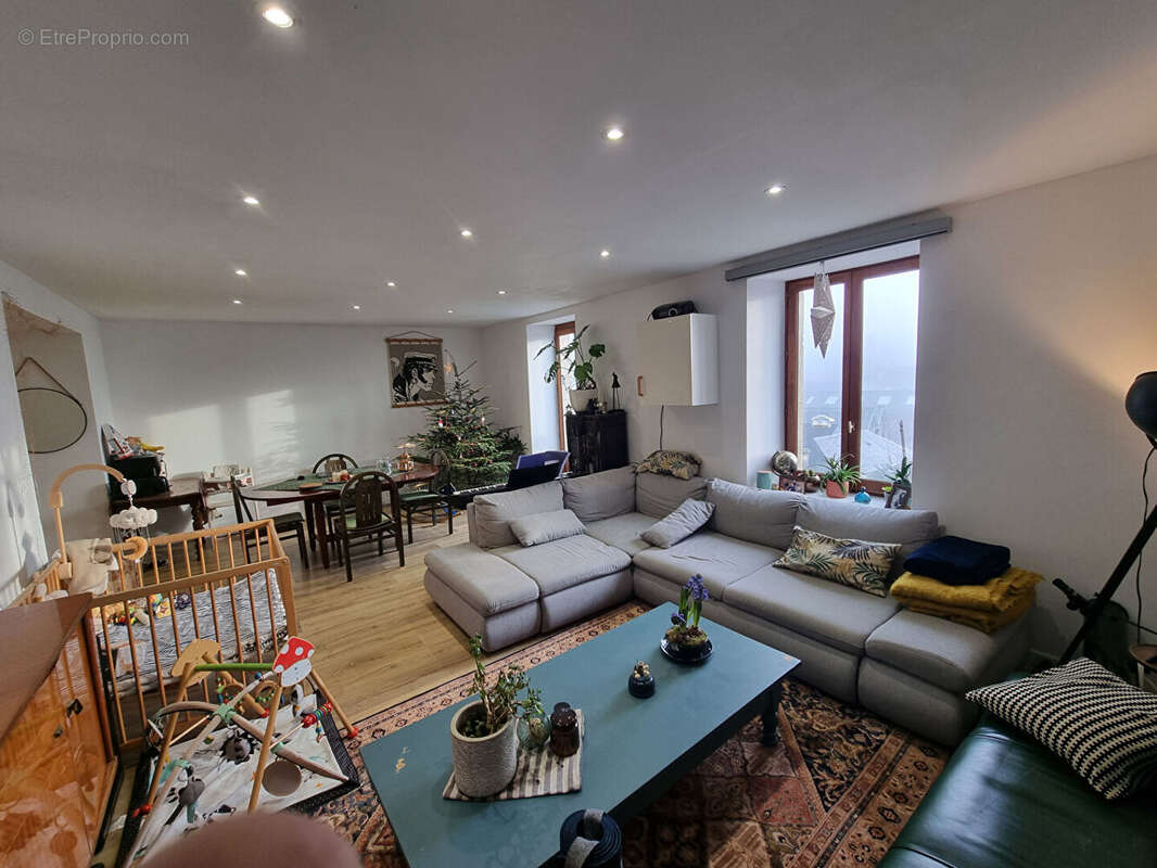 Appartement à QUIMPERLE