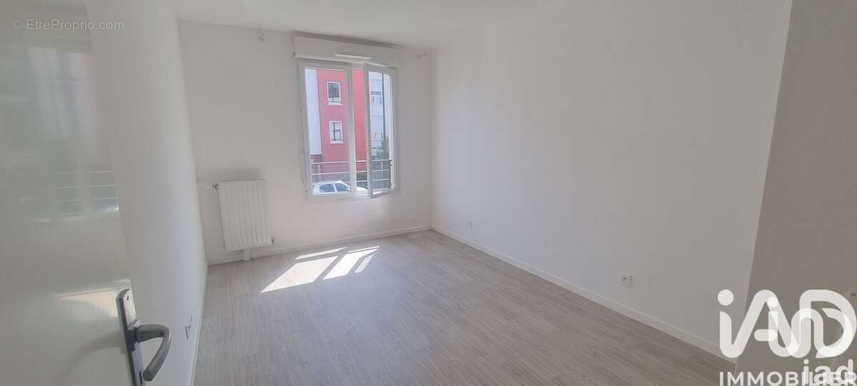 Photo 5 - Appartement à CORBEIL-ESSONNES