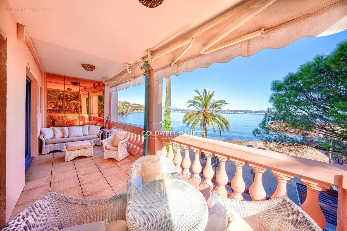 Appartement à THEOULE-SUR-MER