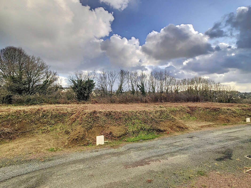 Terrain à COUTANCES