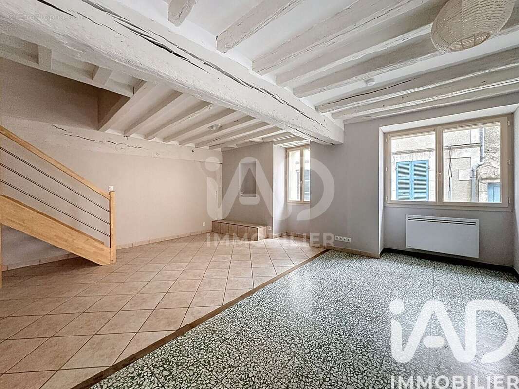 Maison 115 m² à Chitry  - photo 2