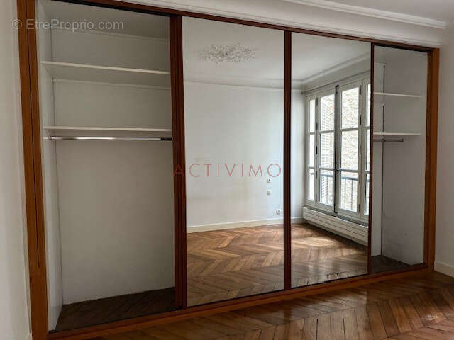 Appartement à PARIS-9E