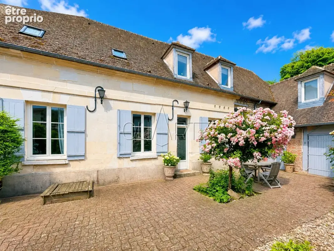 Charme absolu au coeur de Chaumont-en-Vexin - photo 2