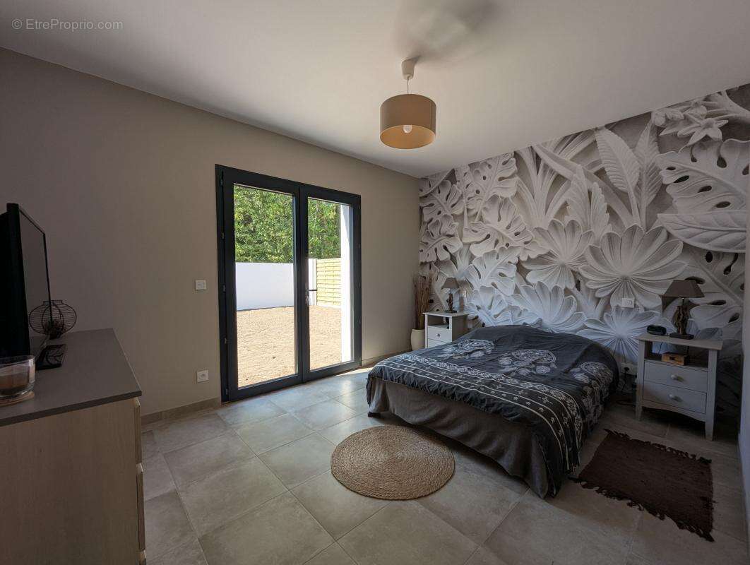 Maison à LES MATHES