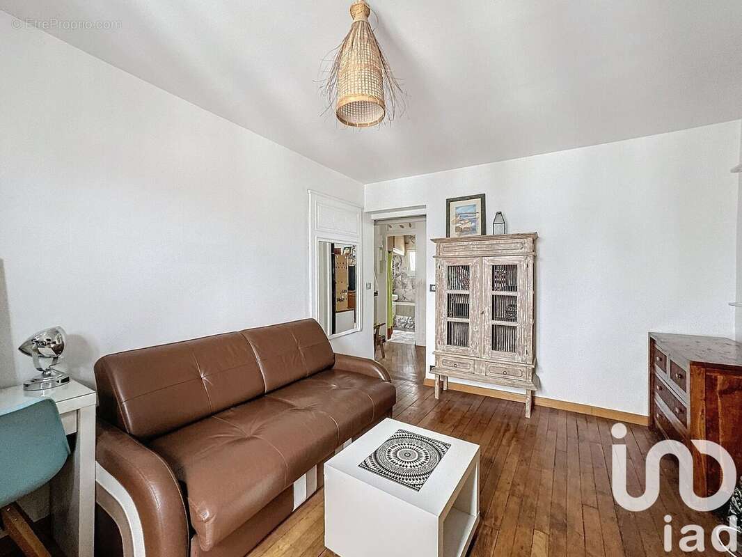 Photo 3 - Appartement à PARIS-18E