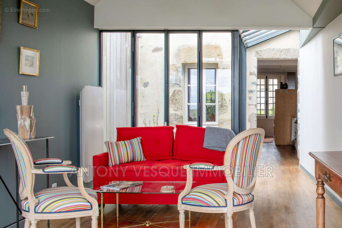 Maison à AGON-COUTAINVILLE