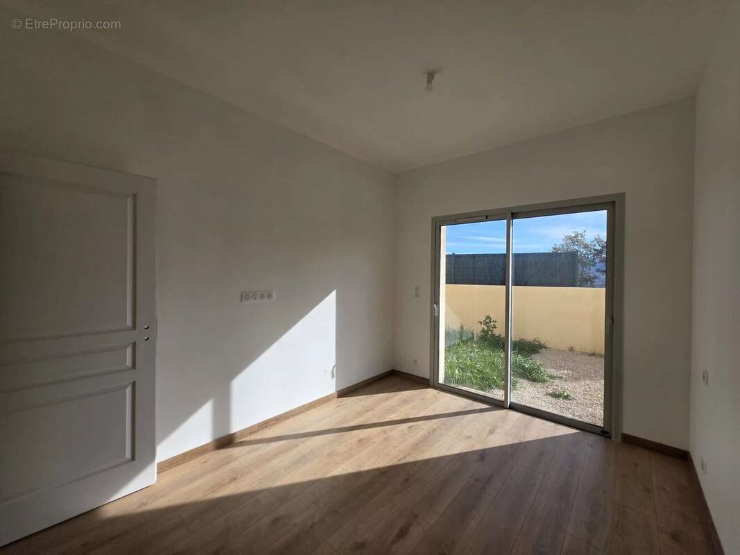 Maison à SAINT-MARTIN-DE-CASTILLON