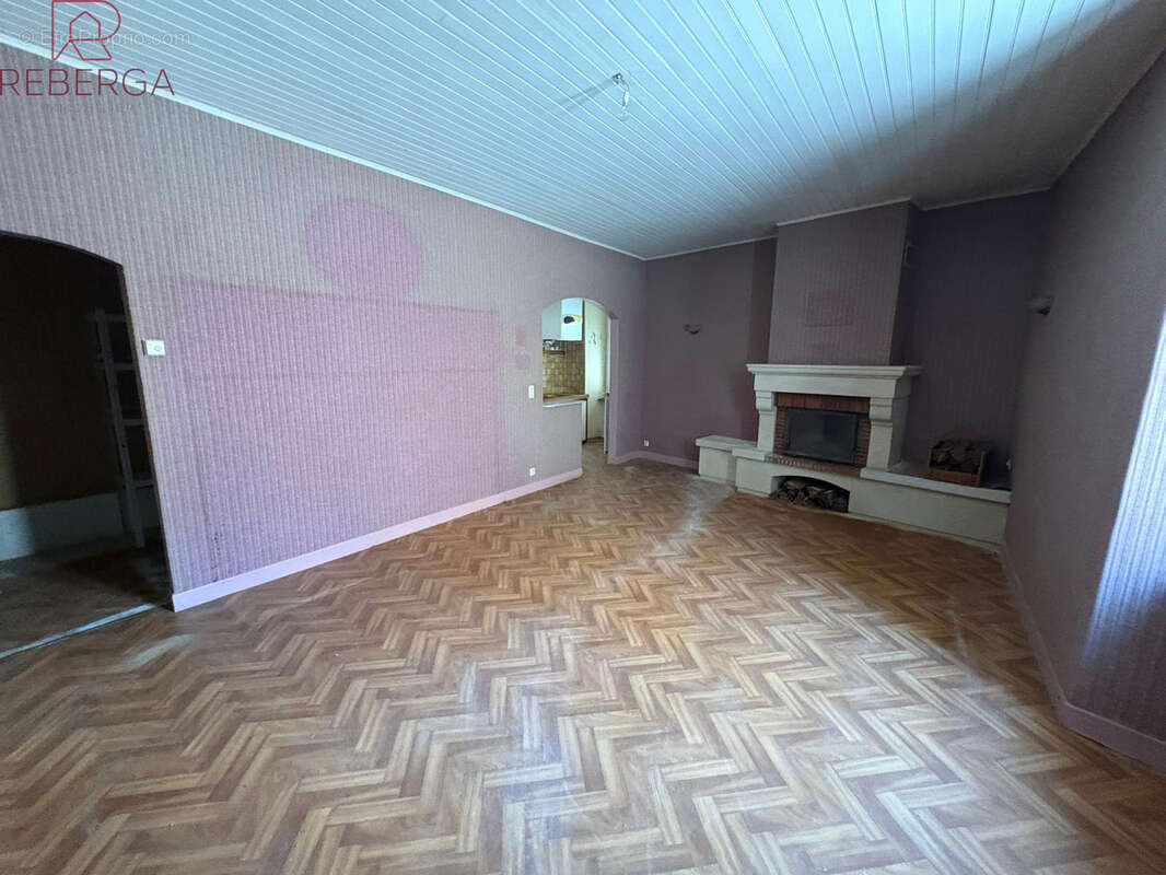 Maison à SAINT-AMANS-VALTORET