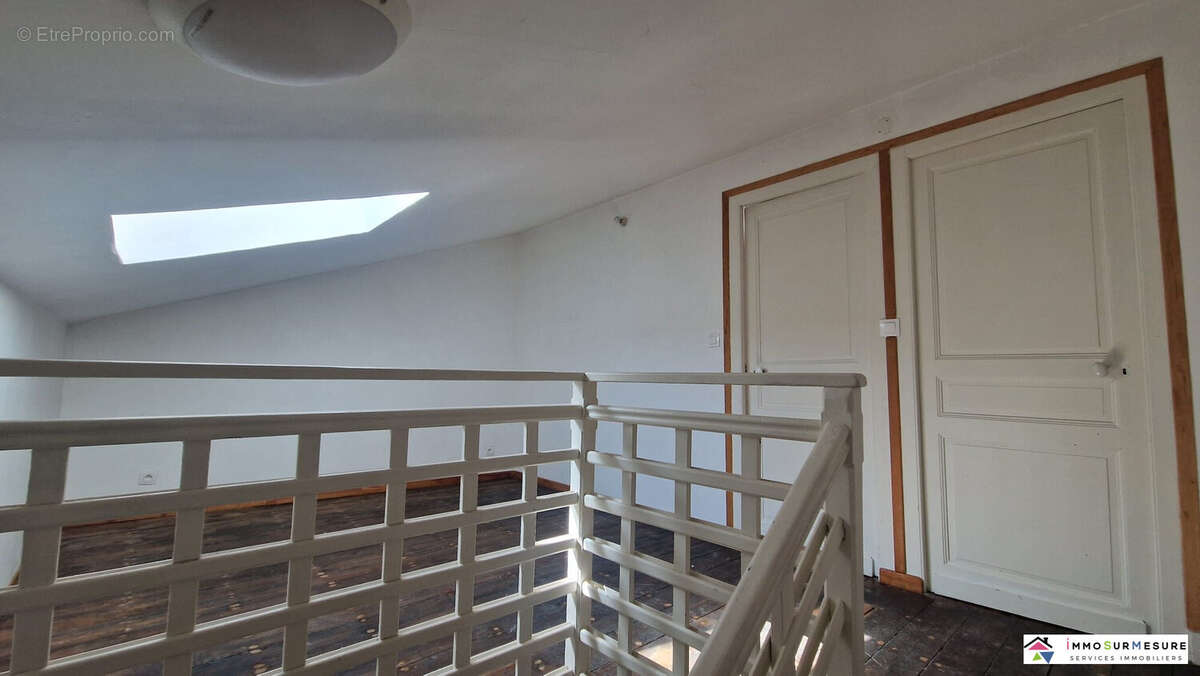 Maison 86 m² à Saint-Pol-Sur-Ternoise  - photo 8