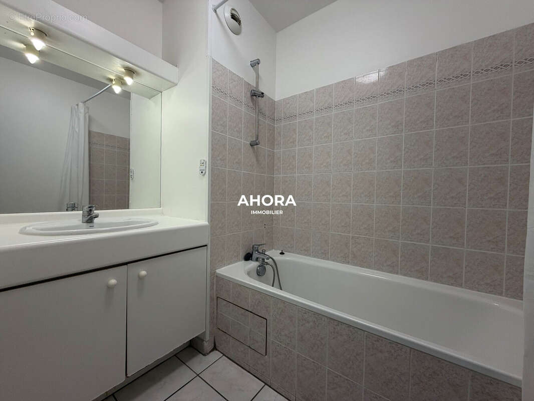 Appartement à MARSEILLE-9E