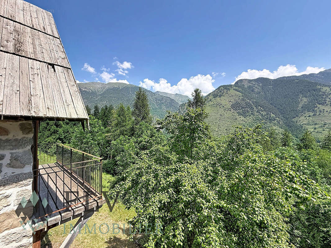 Maison à ISOLA