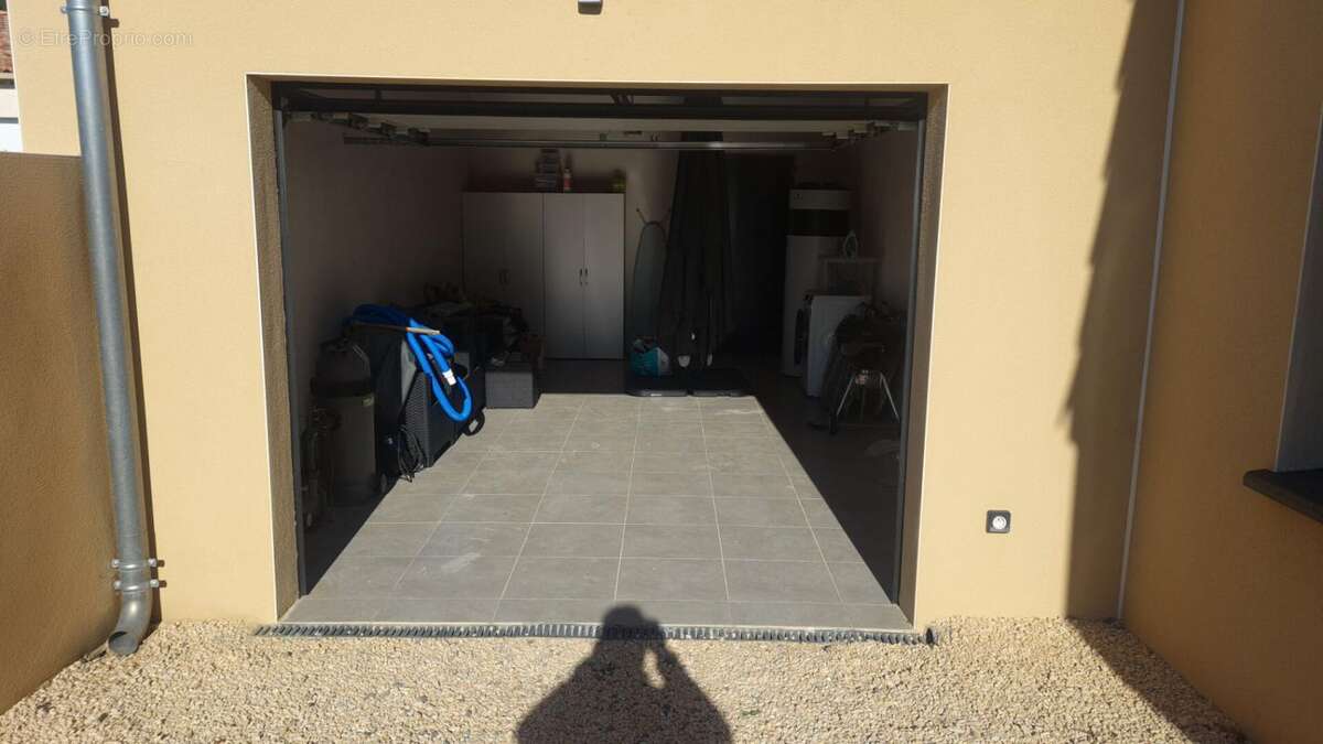 BOISSET et GAUJAC Confortable Villa de 101 M2, 3 Chambres tout confort avec piscine sur 620 M2 de terrain - photo 14