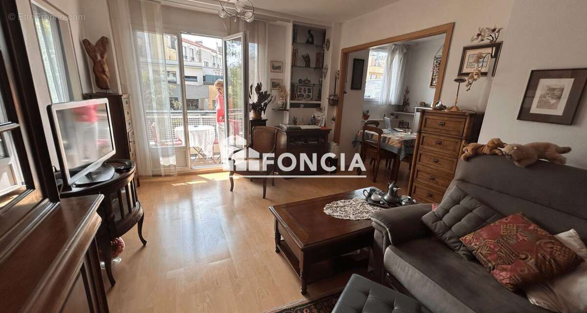 Deux pièces avec large balcon au soleil et au calme - photo 4