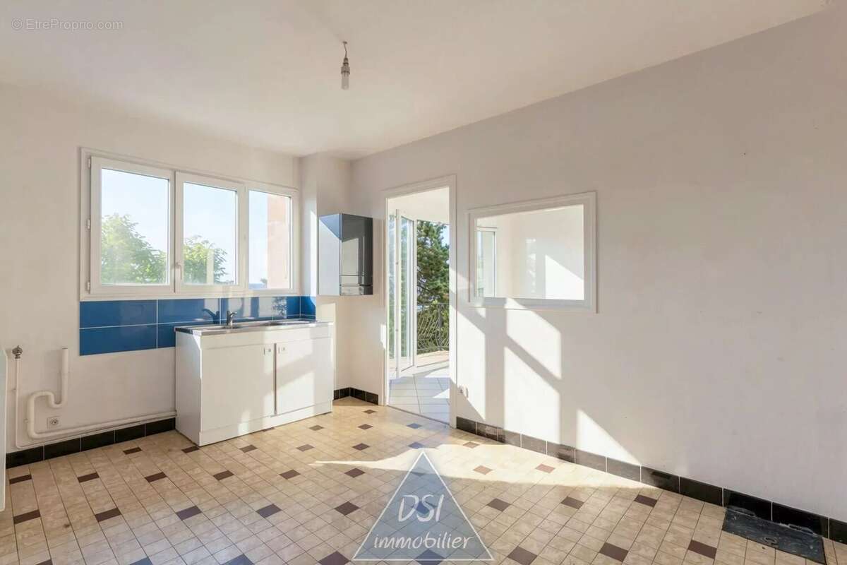 Appartement à MONTLUEL