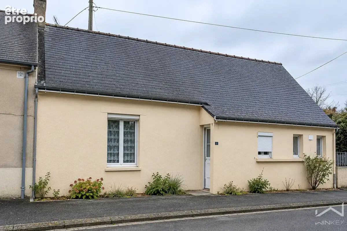 Maison de bourg avec dépendances et petit exterieur - photo 2