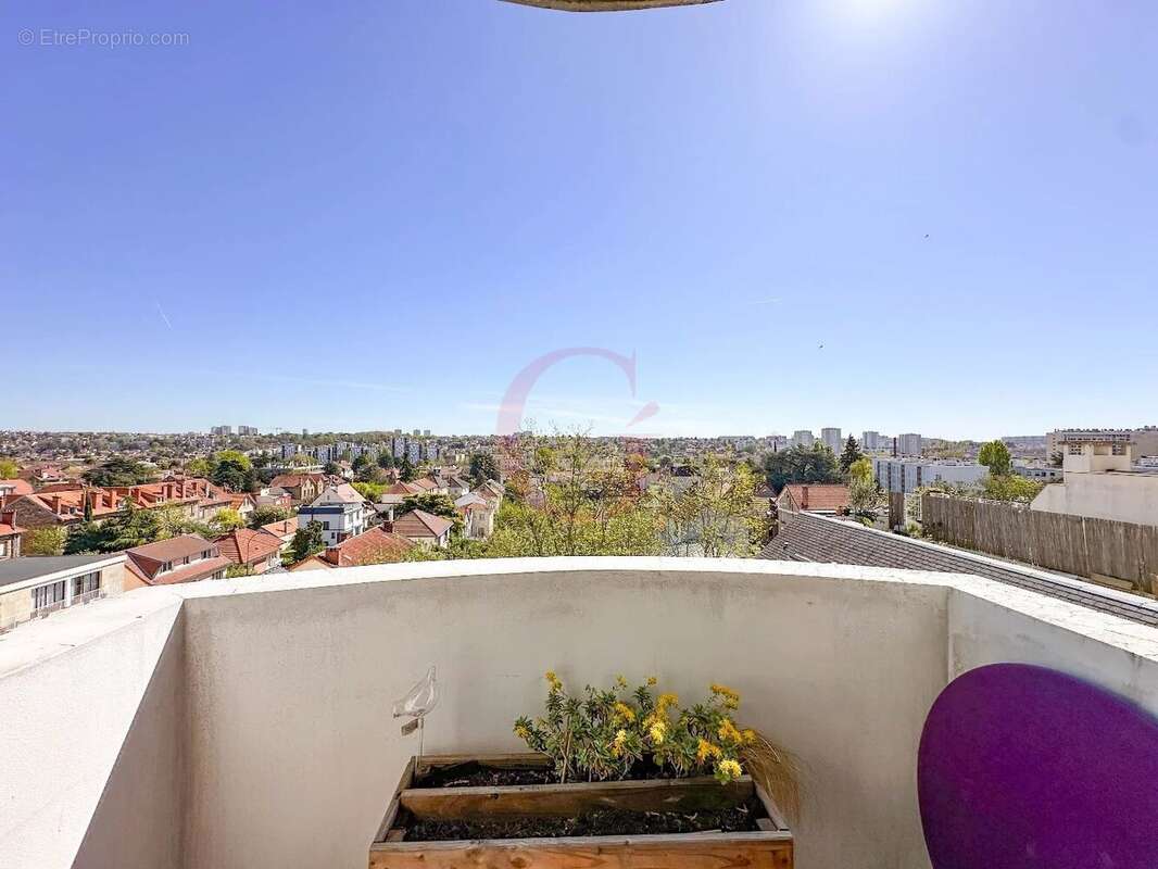 Appartement à BOURG-LA-REINE