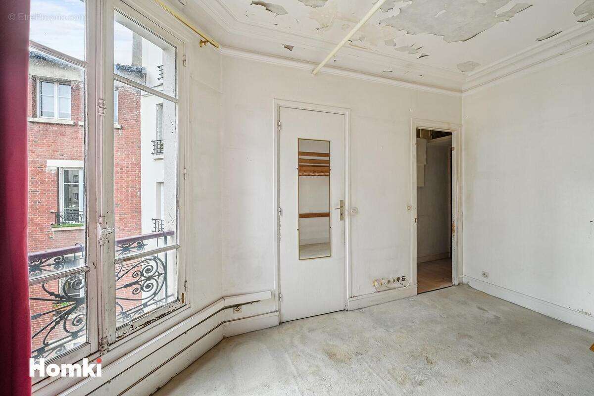 Appartement à PARIS-17E
