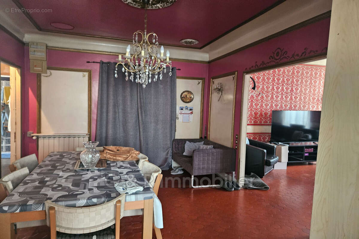 Appartement à AUBAGNE