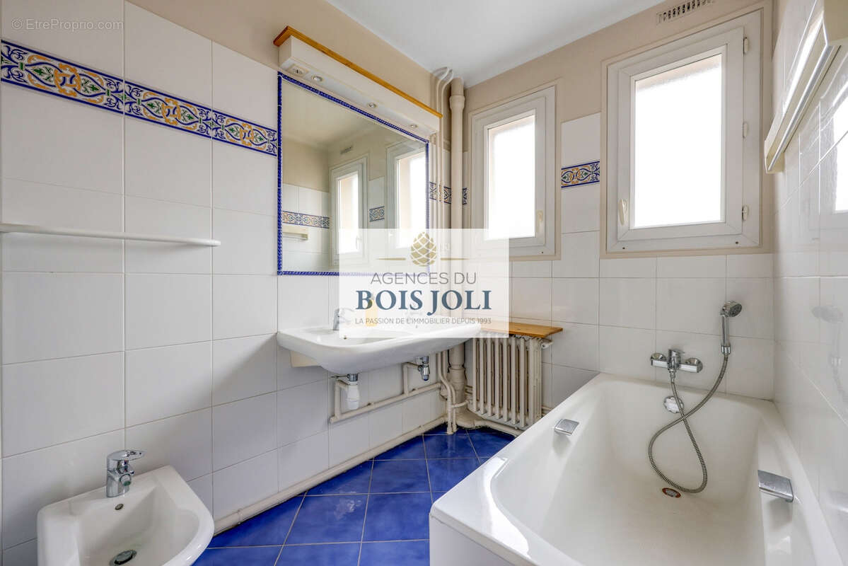 Appartement à PARIS-15E