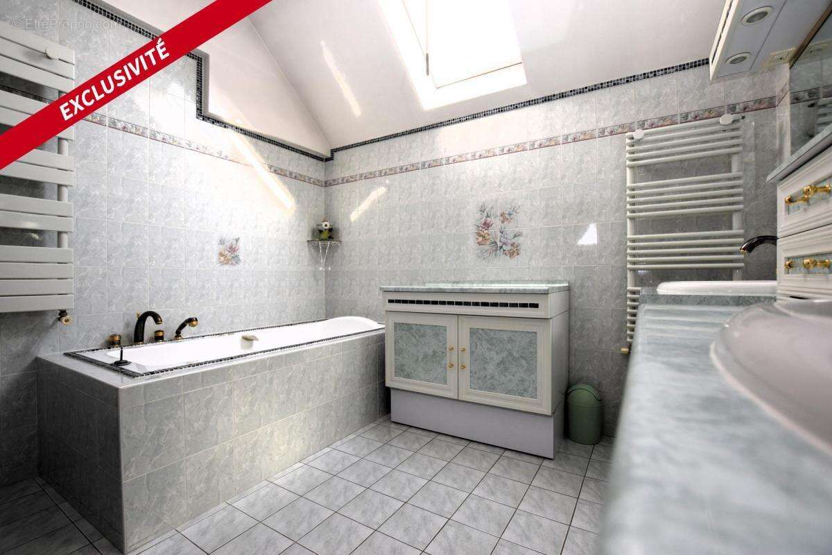 Maison à LES ALLUETS-LE-ROI