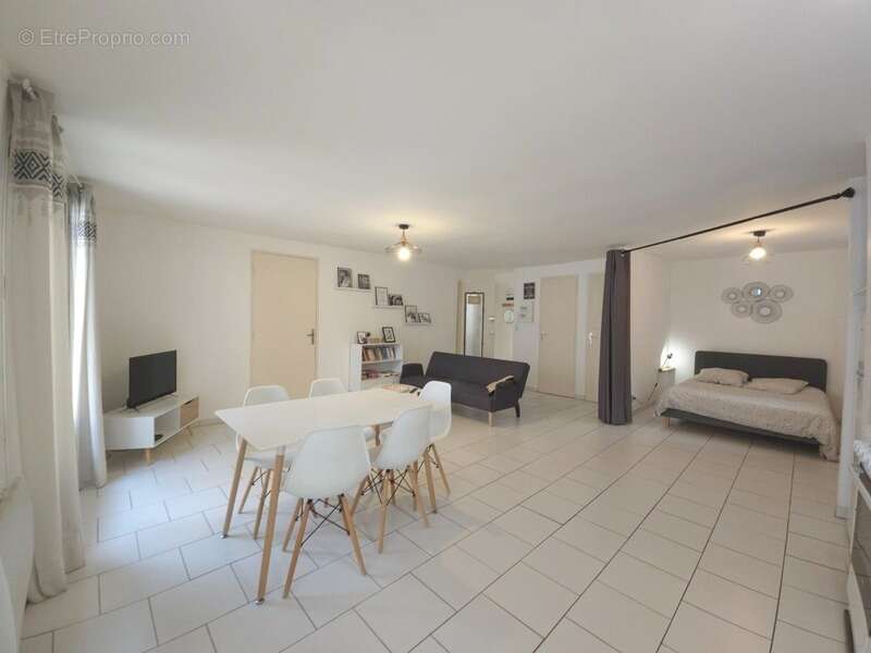 Appartement à PEZENAS
