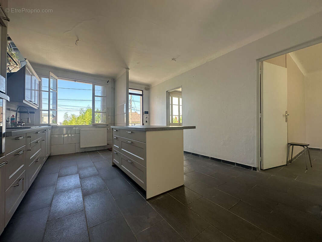 Maison à ROSNY-SOUS-BOIS