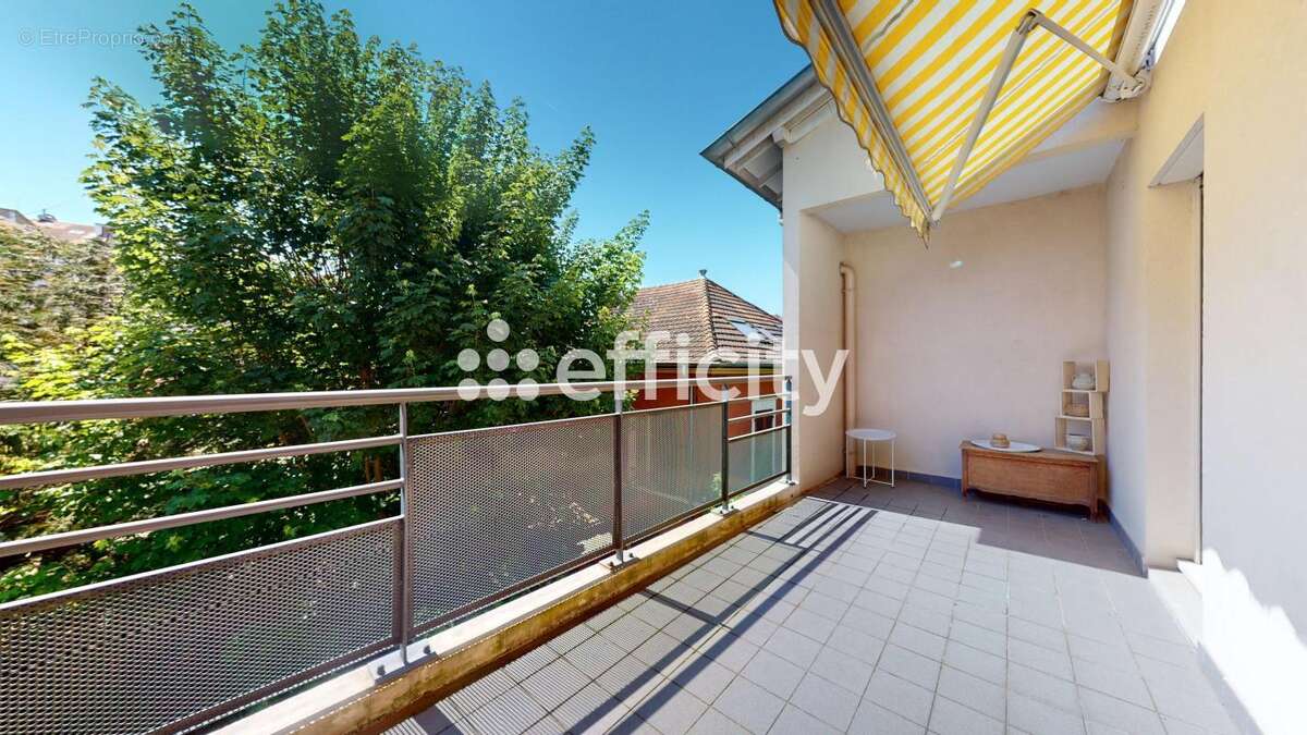 Appartement à TASSIN-LA-DEMI-LUNE