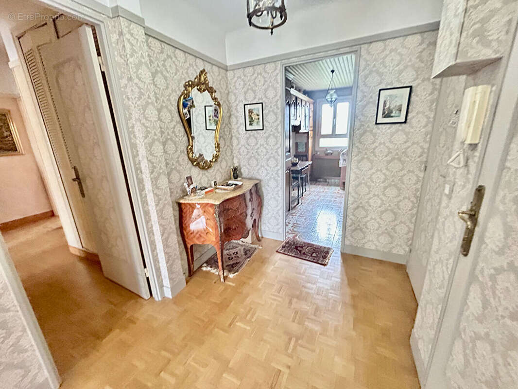 Appartement à NOGENT-SUR-MARNE