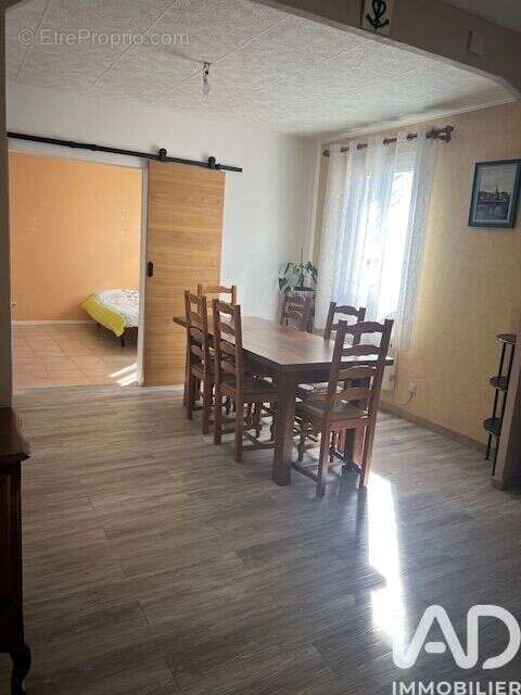 Maison 101 m² à Meynes  - photo 5