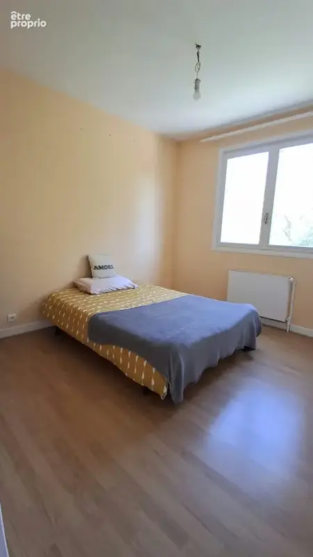 Maison traditionnelle de plain-pied de 4 chambres sur terrain arboré de 1 046 m2 - photo 8