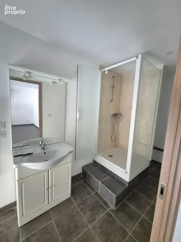Limoux centre appartement t2 dans immeuble avec ascenceur - photo 3