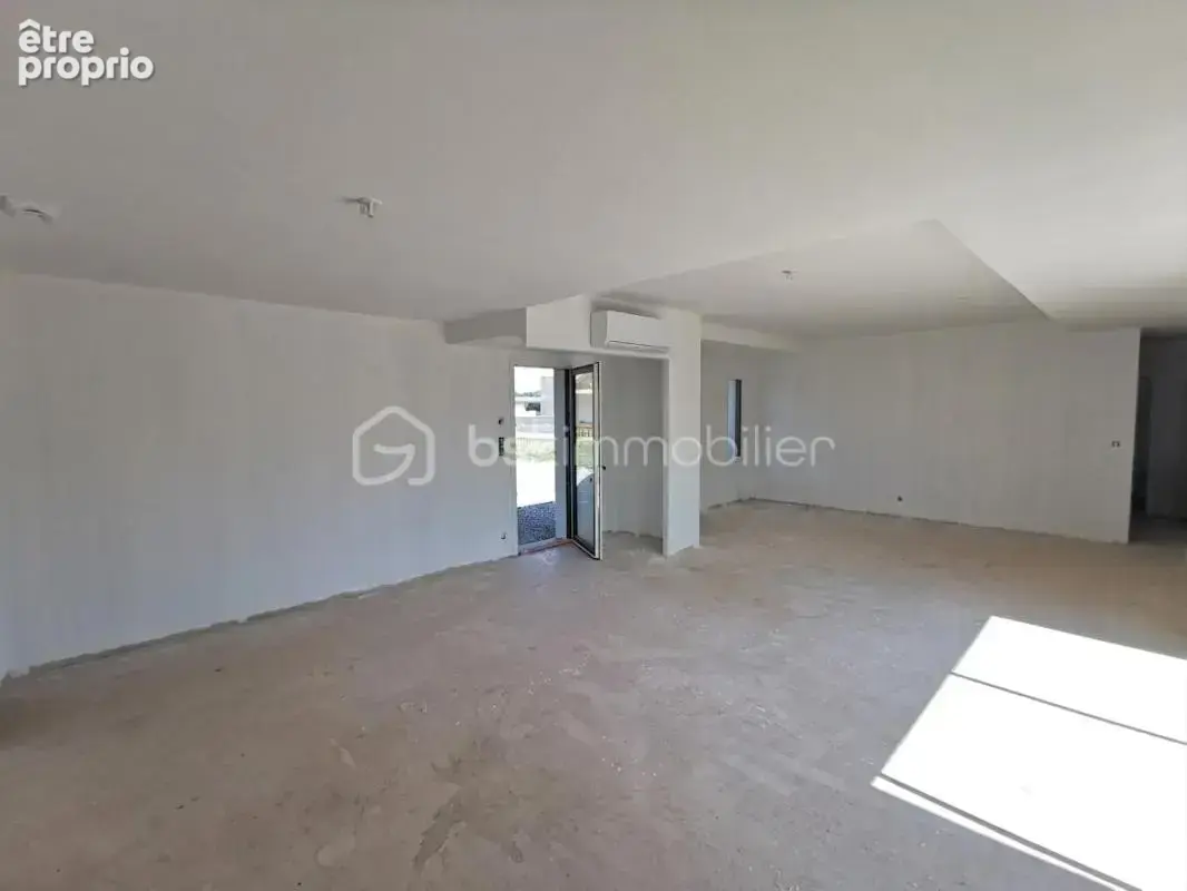 Maison neuve de plain-pied, 5 pièces, 118 m² - photo 5