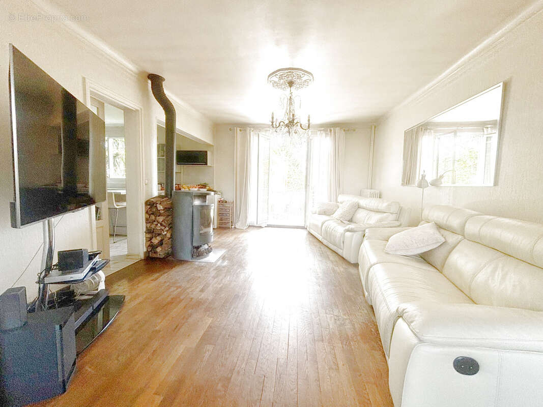 Maison à SAINT-GRATIEN