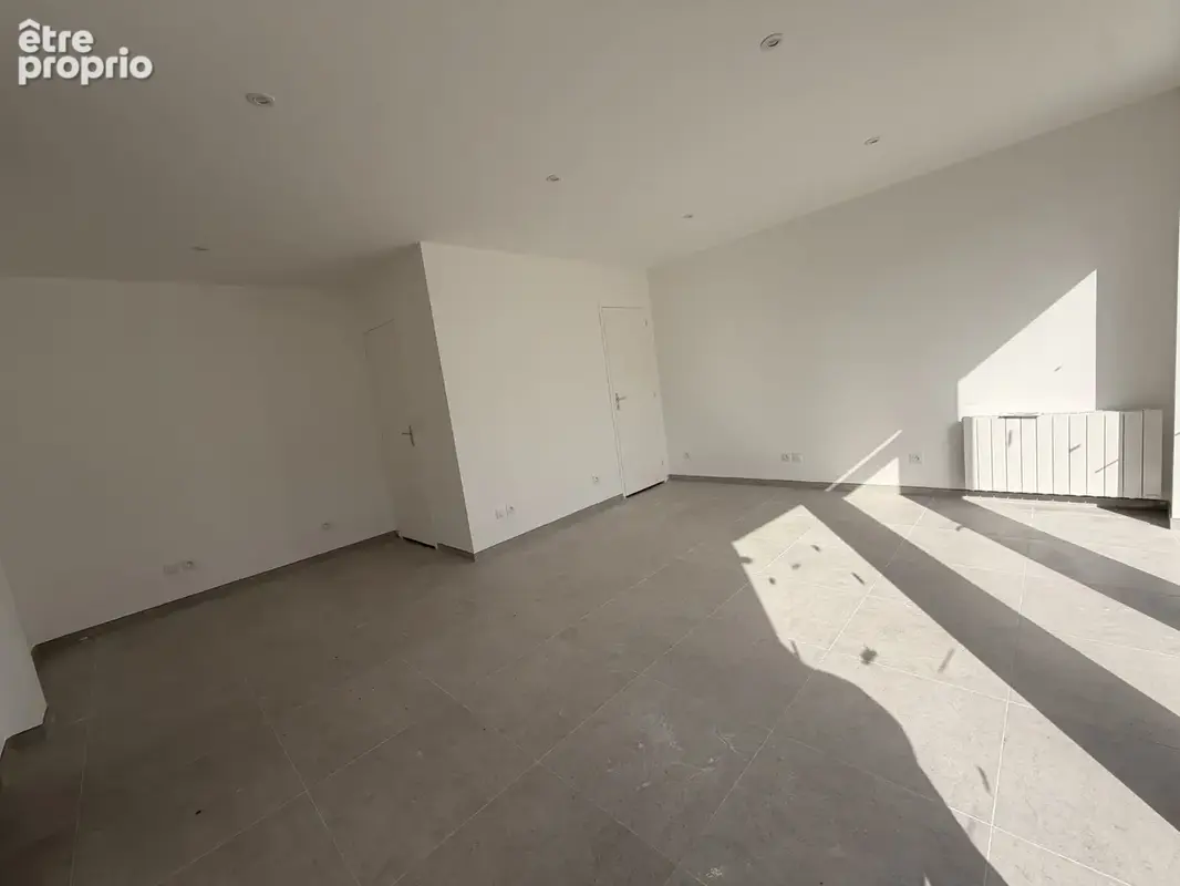 Local commercial 