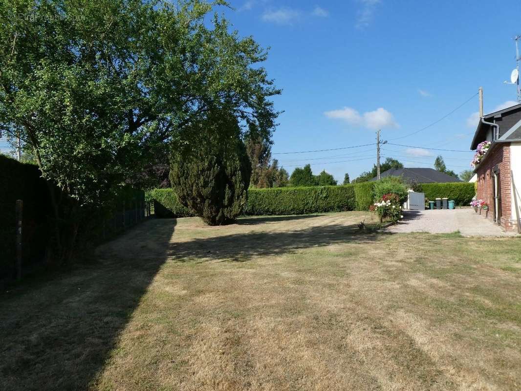 Maison à BOURNAINVILLE-FAVEROLLES