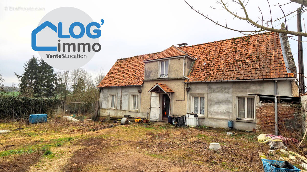 Maison à PERNOIS